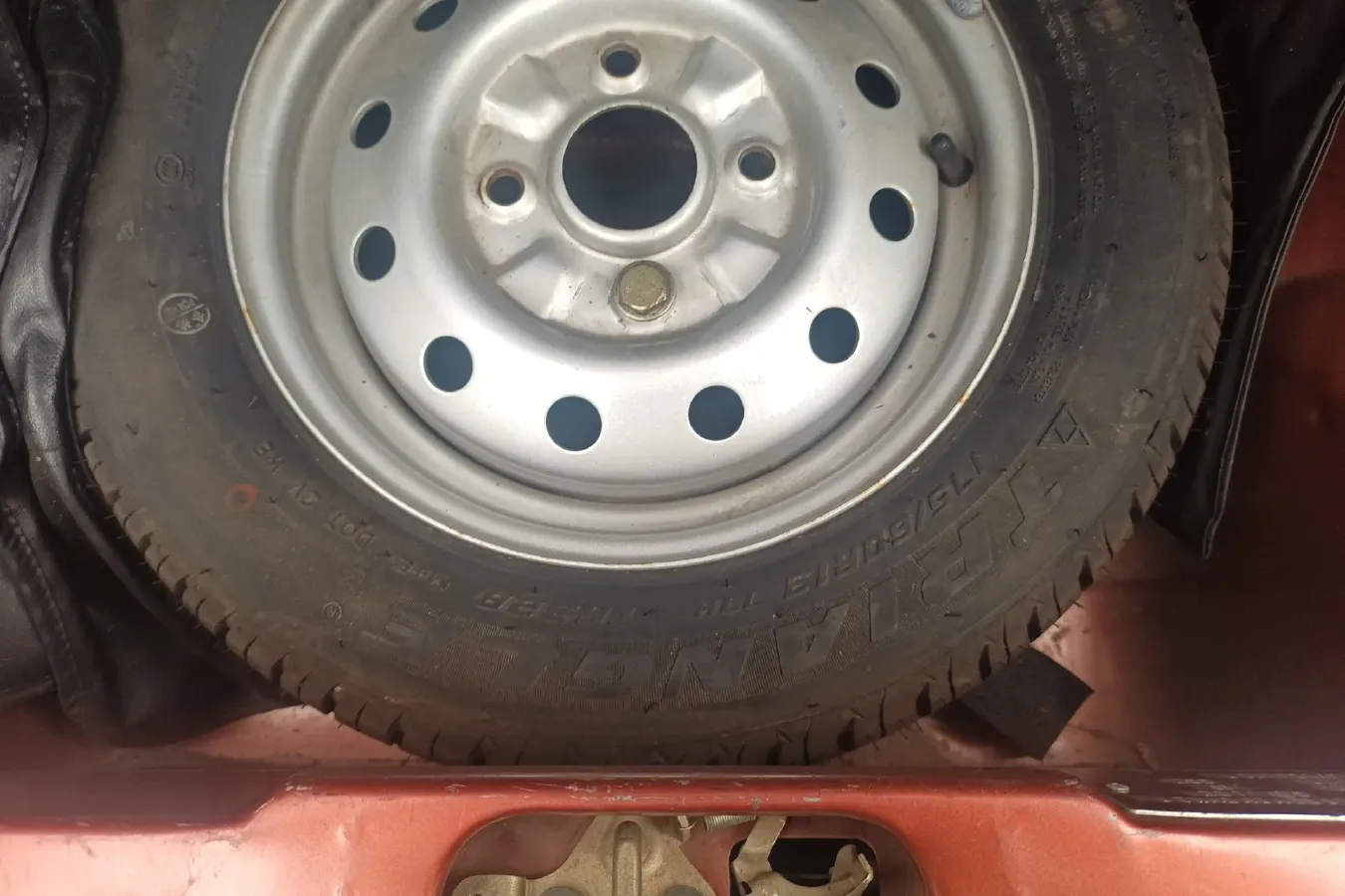 2010 BaoJun LeChi 1.2L 86HP L4 5MT,autocango,china used car exporter,china ev exporter,chinese used car exporter,chinese used ev exporter