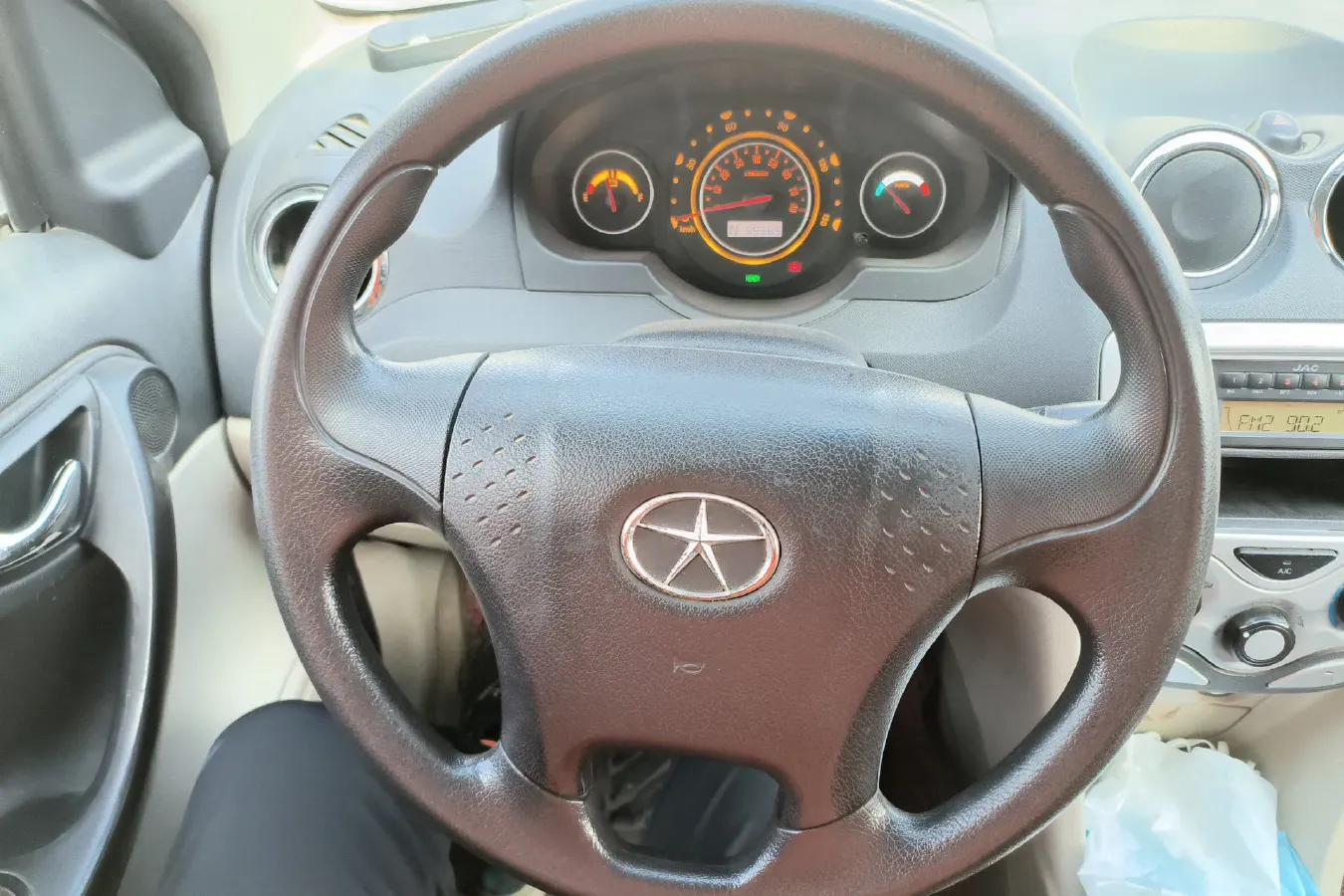 2014 JAC iEV BEV 19.2KWH,autocango,china used car exporter,china ev exporter,chinese used car exporter,chinese used ev exporter