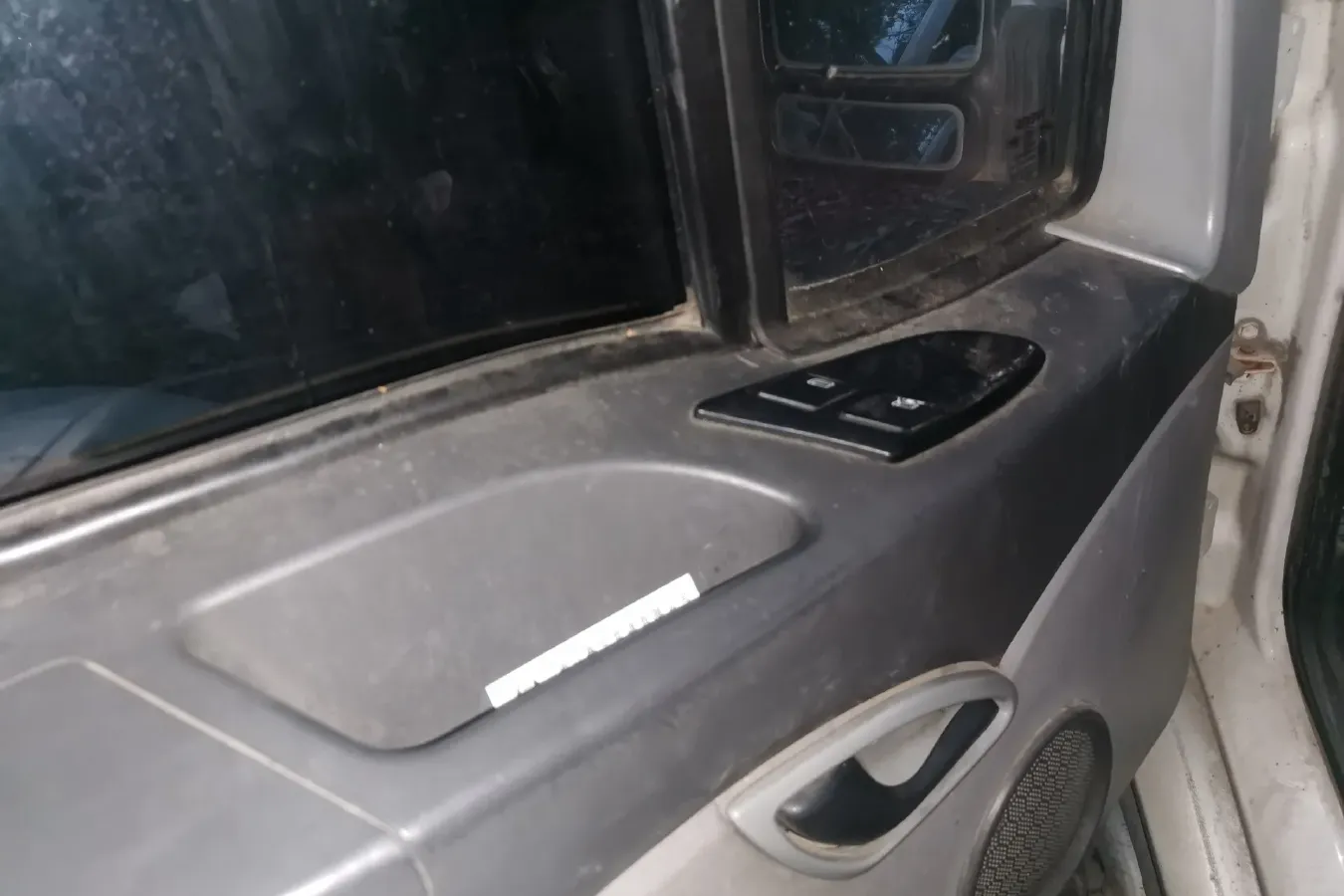 2009 Iveco BaoDi 3.0T 146HP L4 5MT,autocango,china used car exporter,china ev exporter,chinese used car exporter,chinese used ev exporter