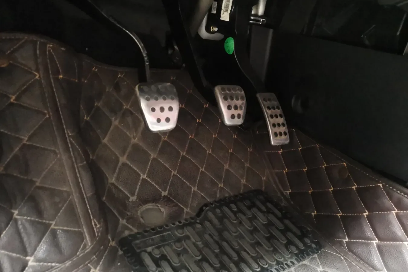 2015 BeiJing Auto Senova X25 1.5L 116HP L4 5MT,autocango,china used car exporter,china ev exporter,chinese used car exporter,chinese used ev exporter