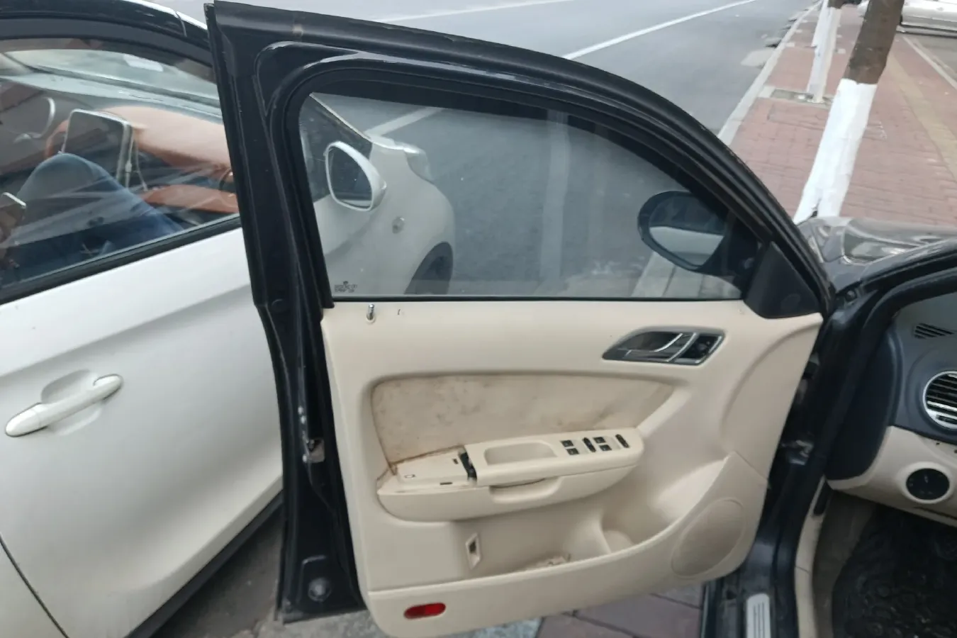 2008 Volkswagen Lavida 1.6L 105HP L4 5MT,autocango,china used car exporter,china ev exporter,chinese used car exporter,chinese used ev exporter