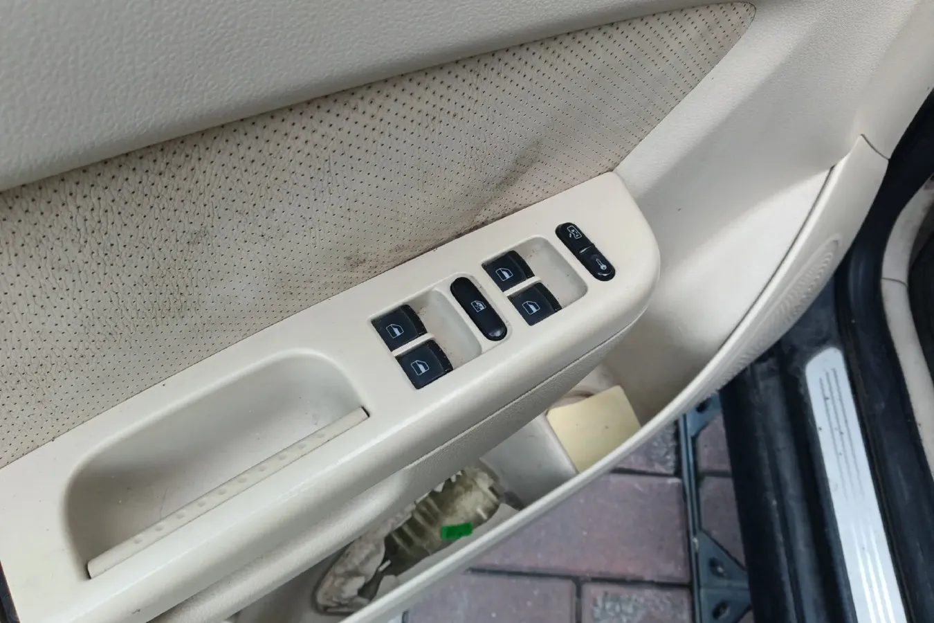 2008 Volkswagen Lavida 1.6L 105HP L4 5MT,autocango,china used car exporter,china ev exporter,chinese used car exporter,chinese used ev exporter