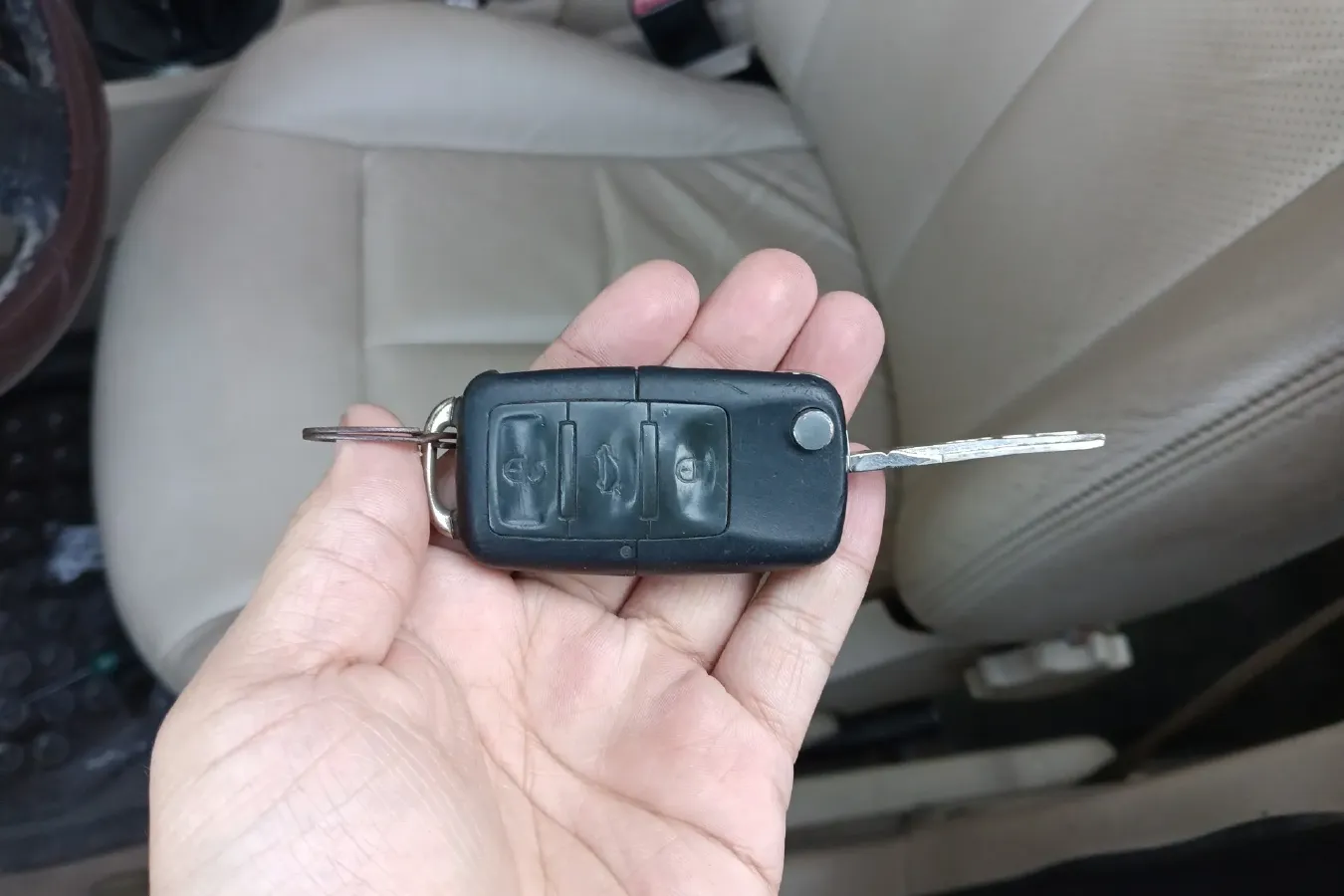 2008 Volkswagen Lavida 1.6L 105HP L4 5MT,autocango,china used car exporter,china ev exporter,chinese used car exporter,chinese used ev exporter