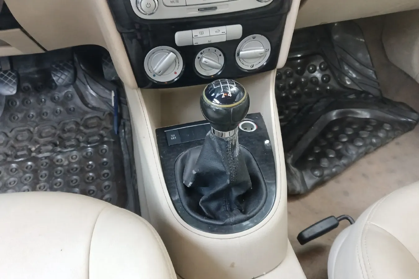 2008 Volkswagen Lavida 1.6L 105HP L4 5MT,autocango,china used car exporter,china ev exporter,chinese used car exporter,chinese used ev exporter