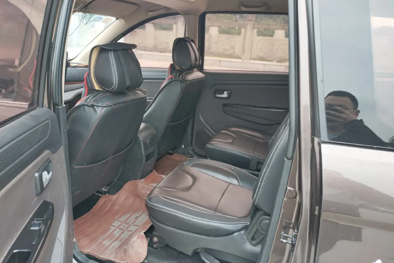 2018 DongFeng Fengon Fengon 330 1.5L 109HP L4 5MT,autocango,china used car exporter,china ev exporter,chinese used car exporter,chinese used ev exporter