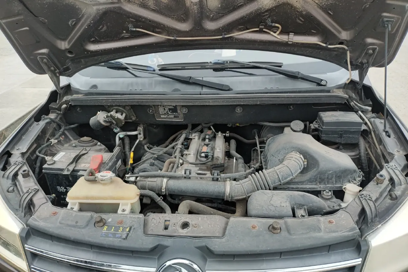 2018 DongFeng Fengon Fengon 330 1.5L 109HP L4 5MT,autocango,china used car exporter,china ev exporter,chinese used car exporter,chinese used ev exporter