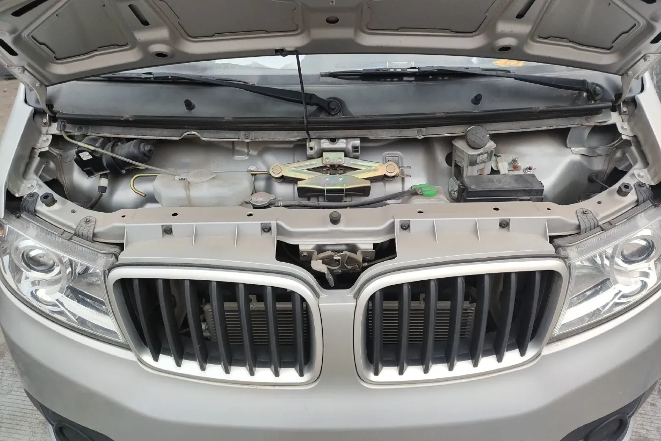 2021 JinBei T3 1.5L 102HP L4 5MT,autocango,china used car exporter,china ev exporter,chinese used car exporter,chinese used ev exporter