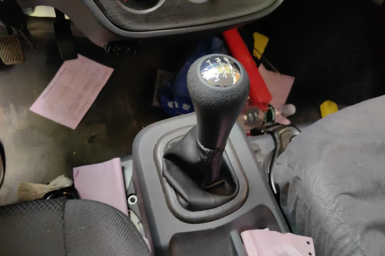 2021 ChangAn Kaicene ShenQi T30 1.6L 122HP L4 5MT,autocango,china used car exporter,china ev exporter,chinese used car exporter,chinese used ev exporter