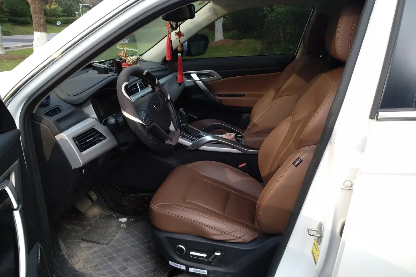 2016 Geely Azkarra 1.8T 184HP L4 6AT,autocango,china used car exporter,china ev exporter,chinese used car exporter,chinese used ev exporter