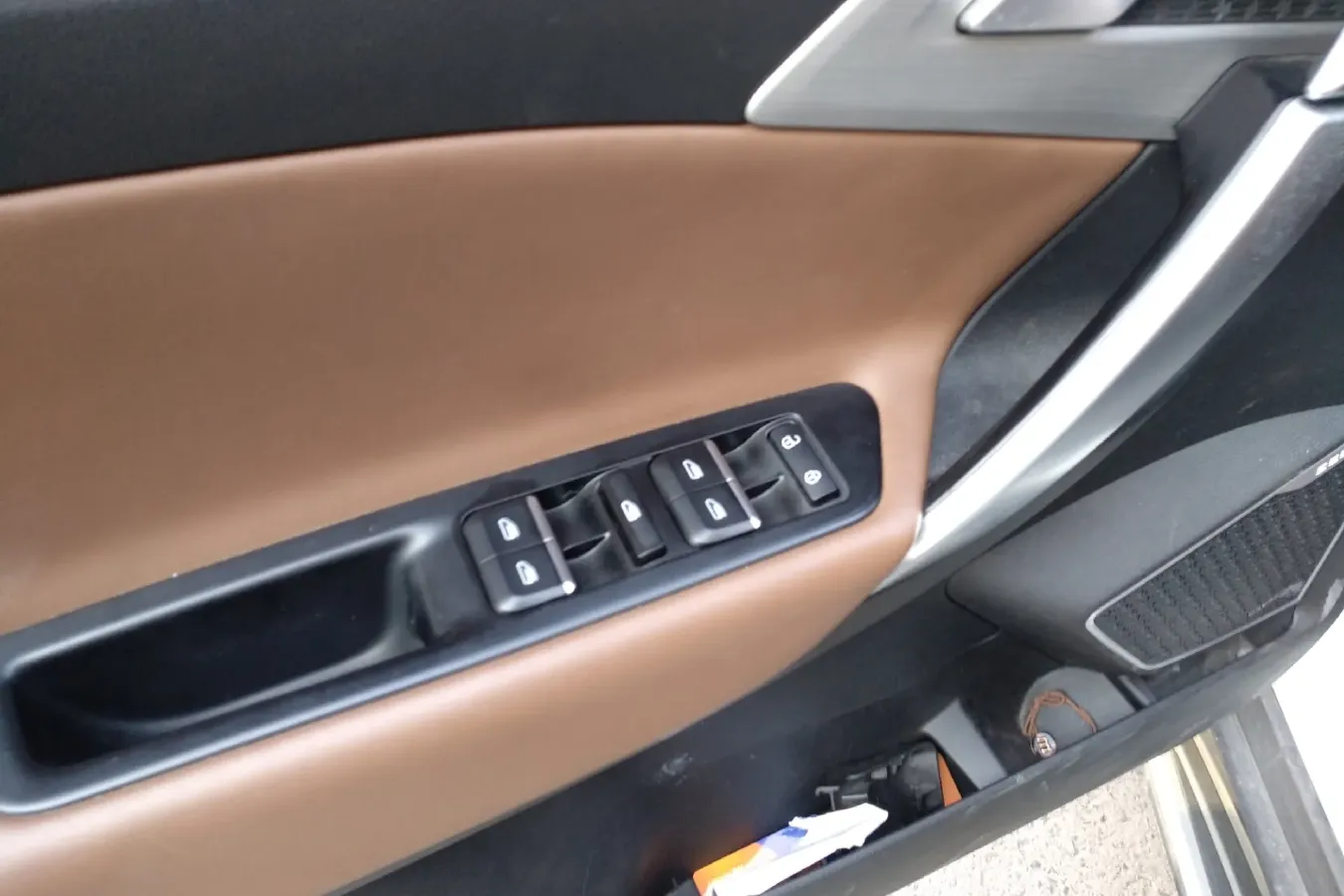 2016 Geely Azkarra 1.8T 184HP L4 6AT,autocango,china used car exporter,china ev exporter,chinese used car exporter,chinese used ev exporter