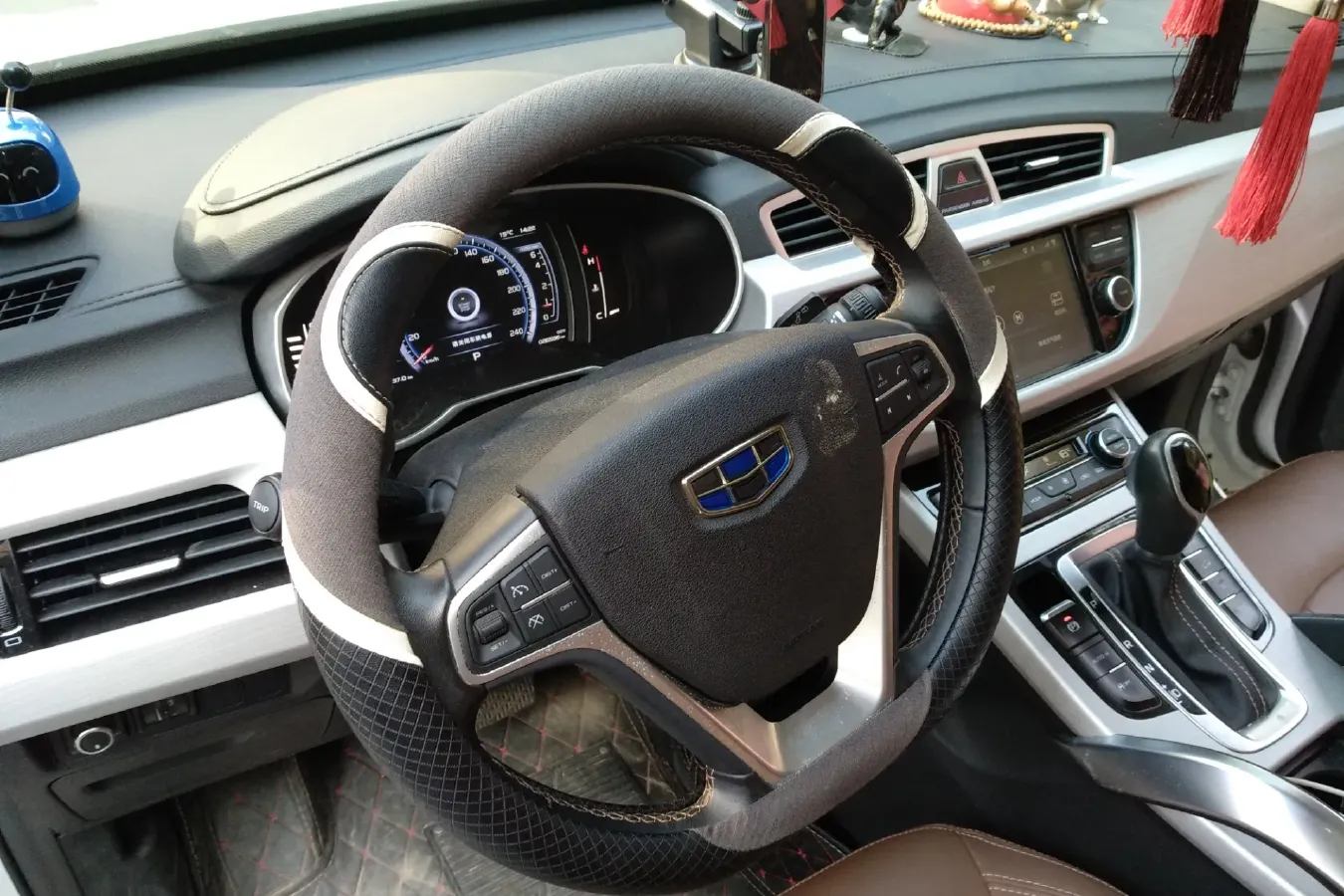 2016 Geely Azkarra 1.8T 184HP L4 6AT,autocango,china used car exporter,china ev exporter,chinese used car exporter,chinese used ev exporter