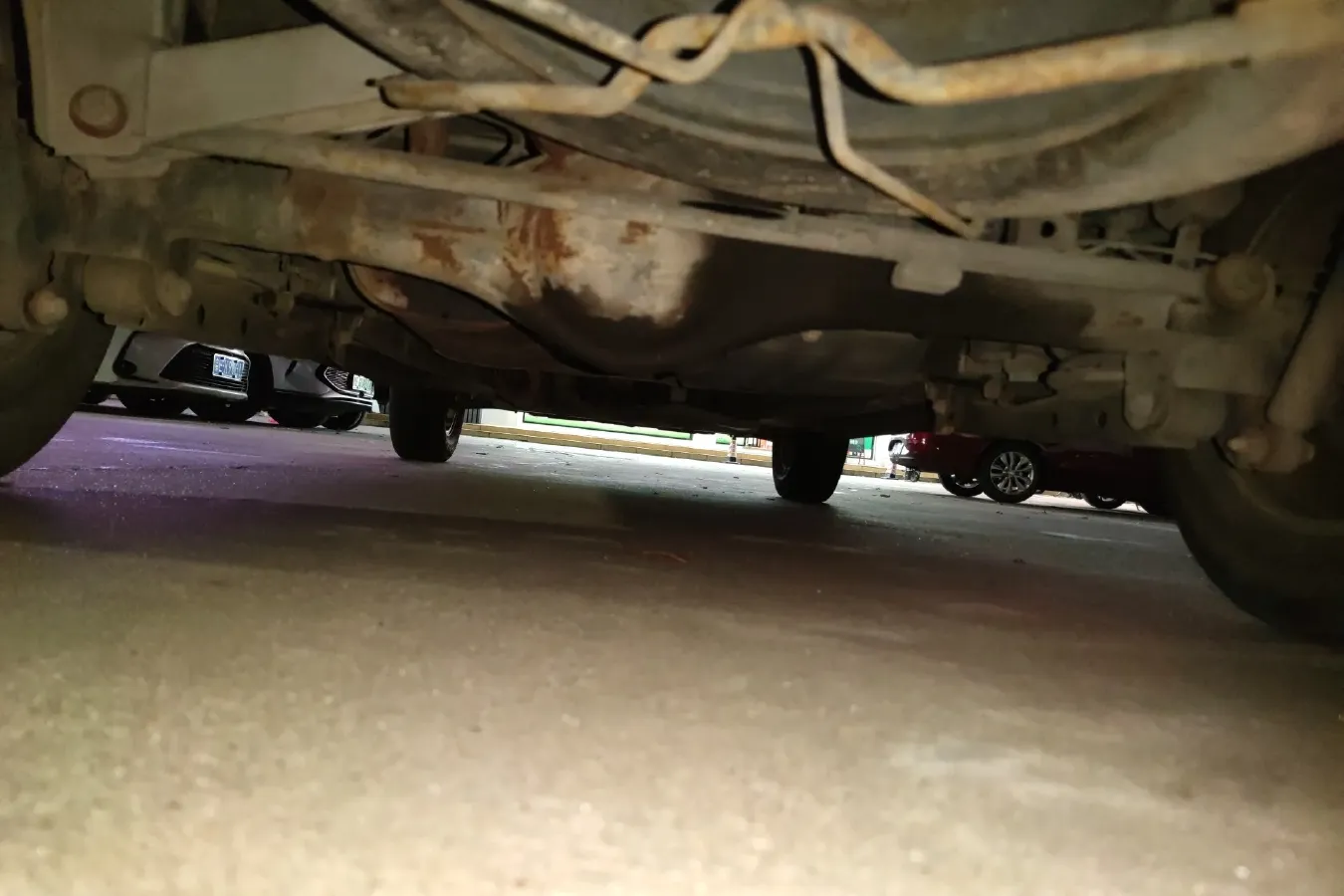 2011 FAW Senia M80 1.3L 91HP L4 5MT,autocango,china used car exporter,china ev exporter,chinese used car exporter,chinese used ev exporter