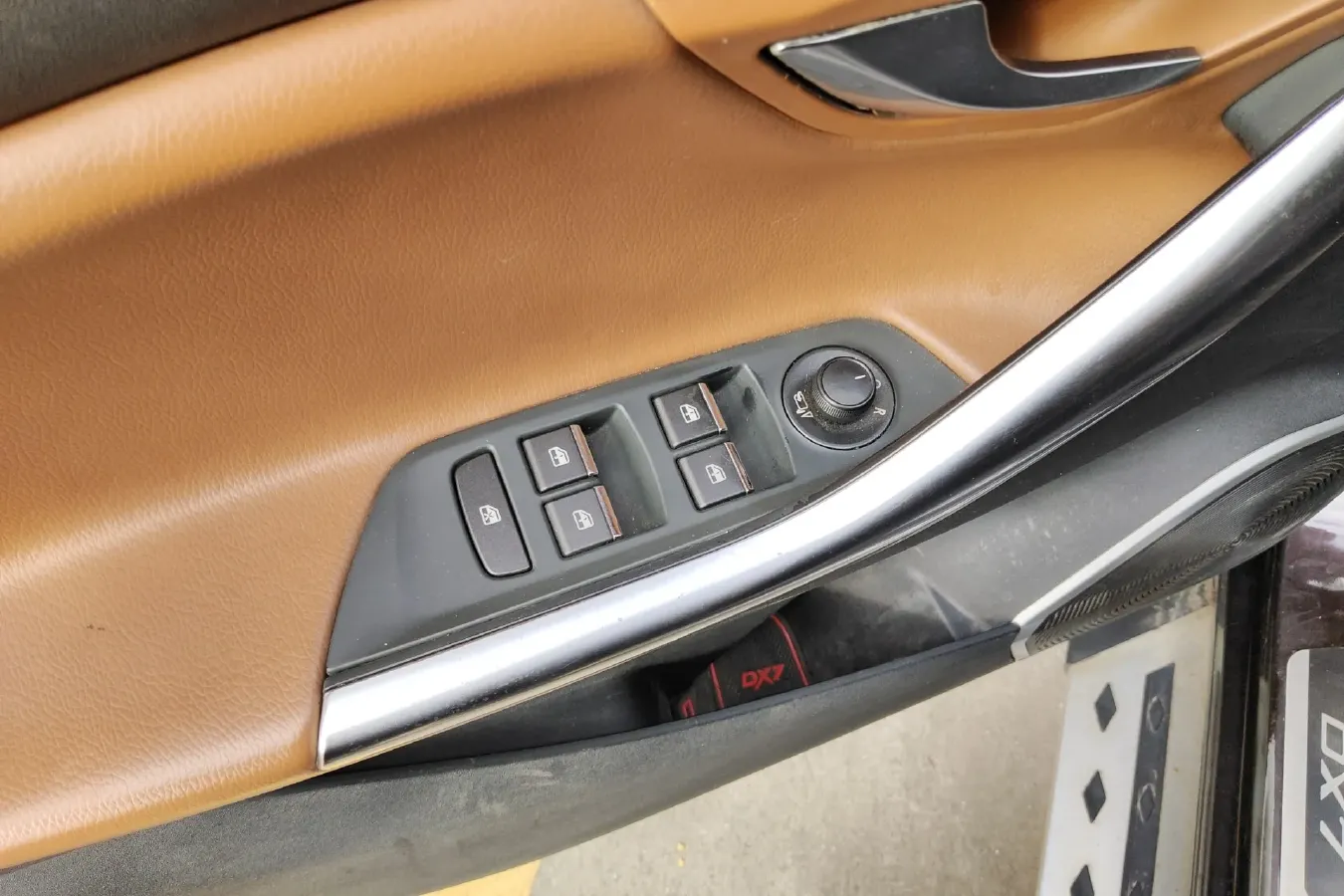 2017 Soueast DX7 1.5T 156HP L4 6MT,autocango,china used car exporter,china ev exporter,chinese used car exporter,chinese used ev exporter