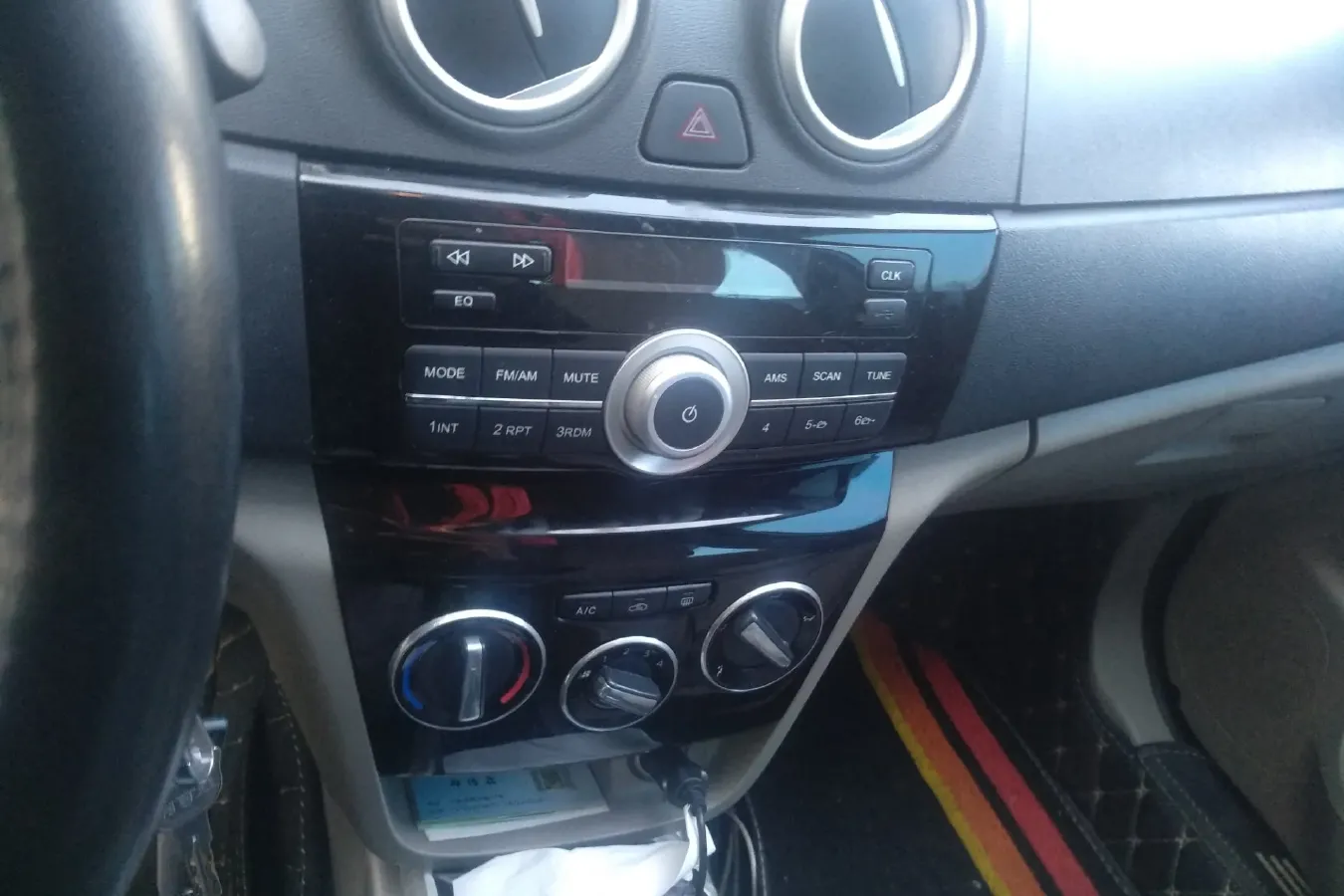 2015 ChangAn Alsvin V3 1.4L 101HP L4 5MT,autocango,china used car exporter,china ev exporter,chinese used car exporter,chinese used ev exporter