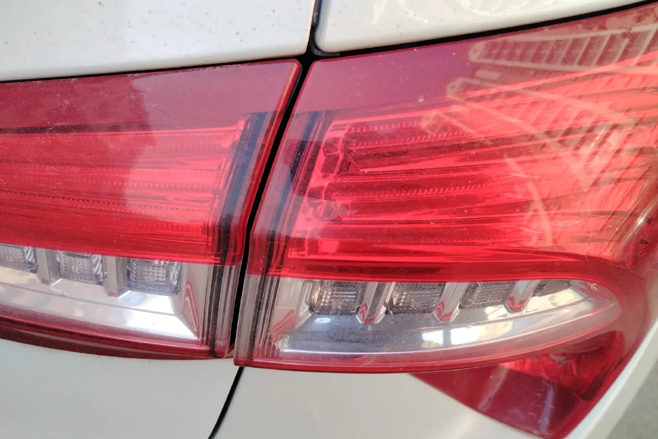 2013 DS 5 1.6T 200HP L4 6AT,autocango,china used car exporter,china ev exporter,chinese used car exporter,chinese used ev exporter