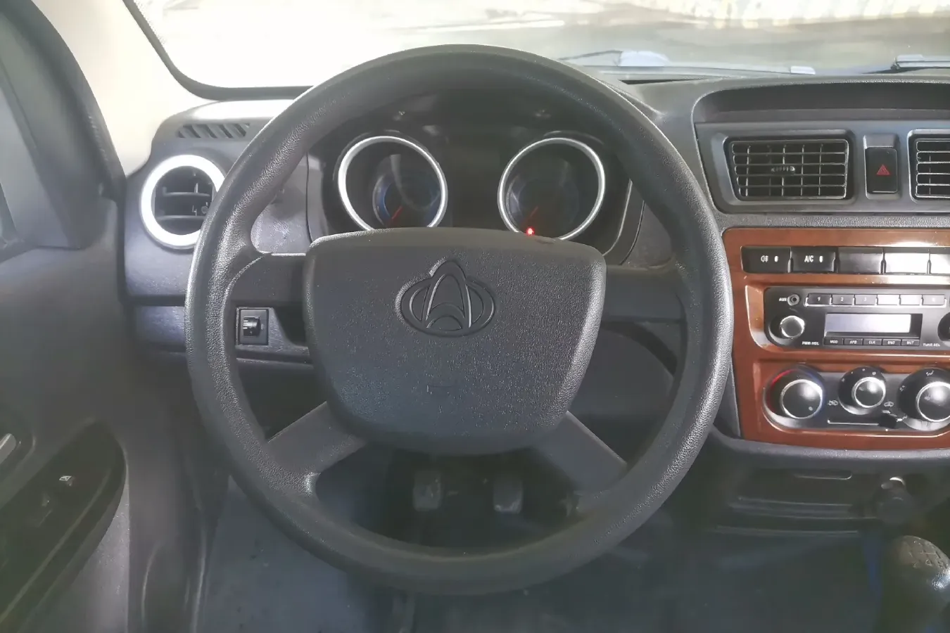 2020 ChangAn Kaicene RuiXing M60 1.5L 116HP L4 5MT,autocango,china used car exporter,china ev exporter,chinese used car exporter,chinese used ev exporter