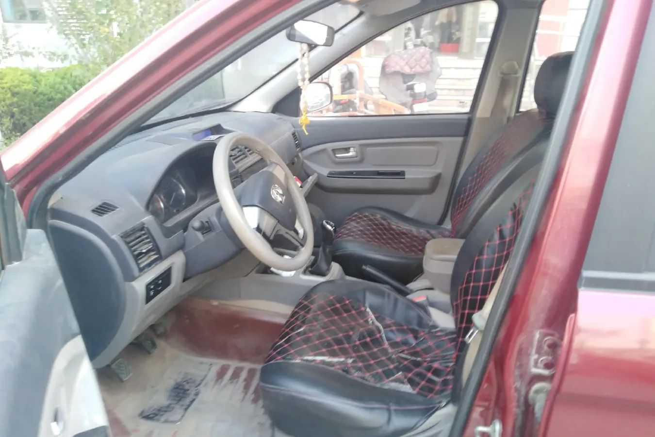 2014 BAIC WeiWang M20 1.5L 102HP L4 5MT,autocango,china used car exporter,china ev exporter,chinese used car exporter,chinese used ev exporter