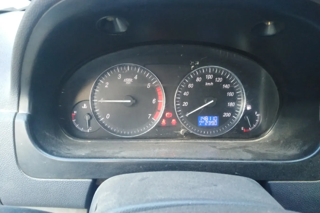 2014 BAIC WeiWang M20 1.5L 102HP L4 5MT,autocango,china used car exporter,china ev exporter,chinese used car exporter,chinese used ev exporter