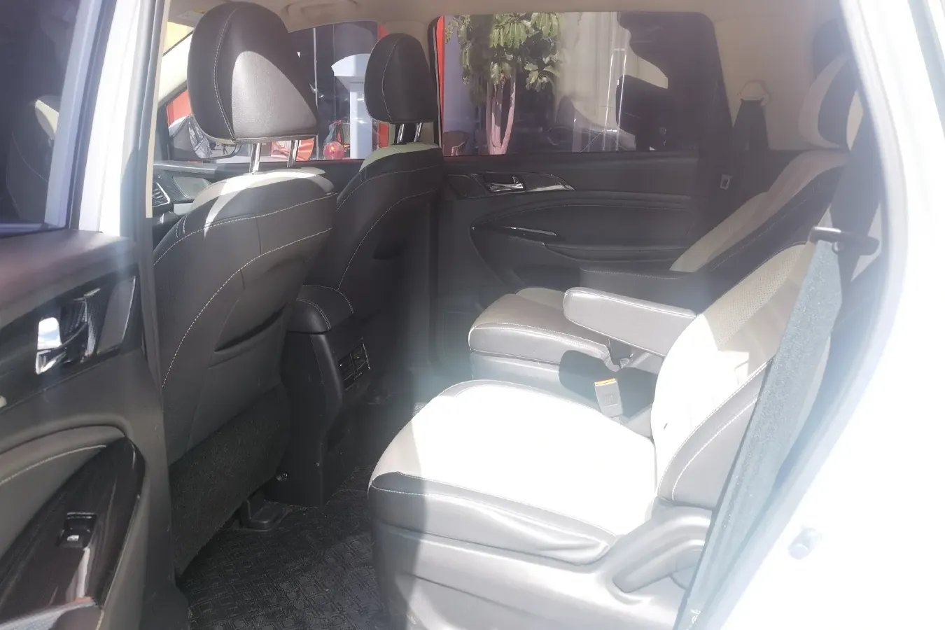 2017 ChangAn Oshan A800 1.5T 156HP L4 6AT,autocango,china used car exporter,china ev exporter,chinese used car exporter,chinese used ev exporter