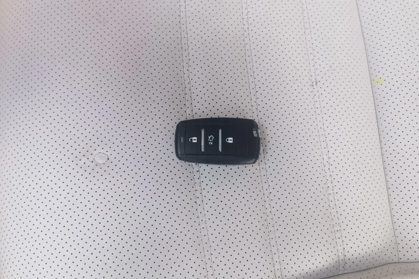 2017 ChangAn Oshan A800 1.5T 156HP L4 6AT,autocango,china used car exporter,china ev exporter,chinese used car exporter,chinese used ev exporter