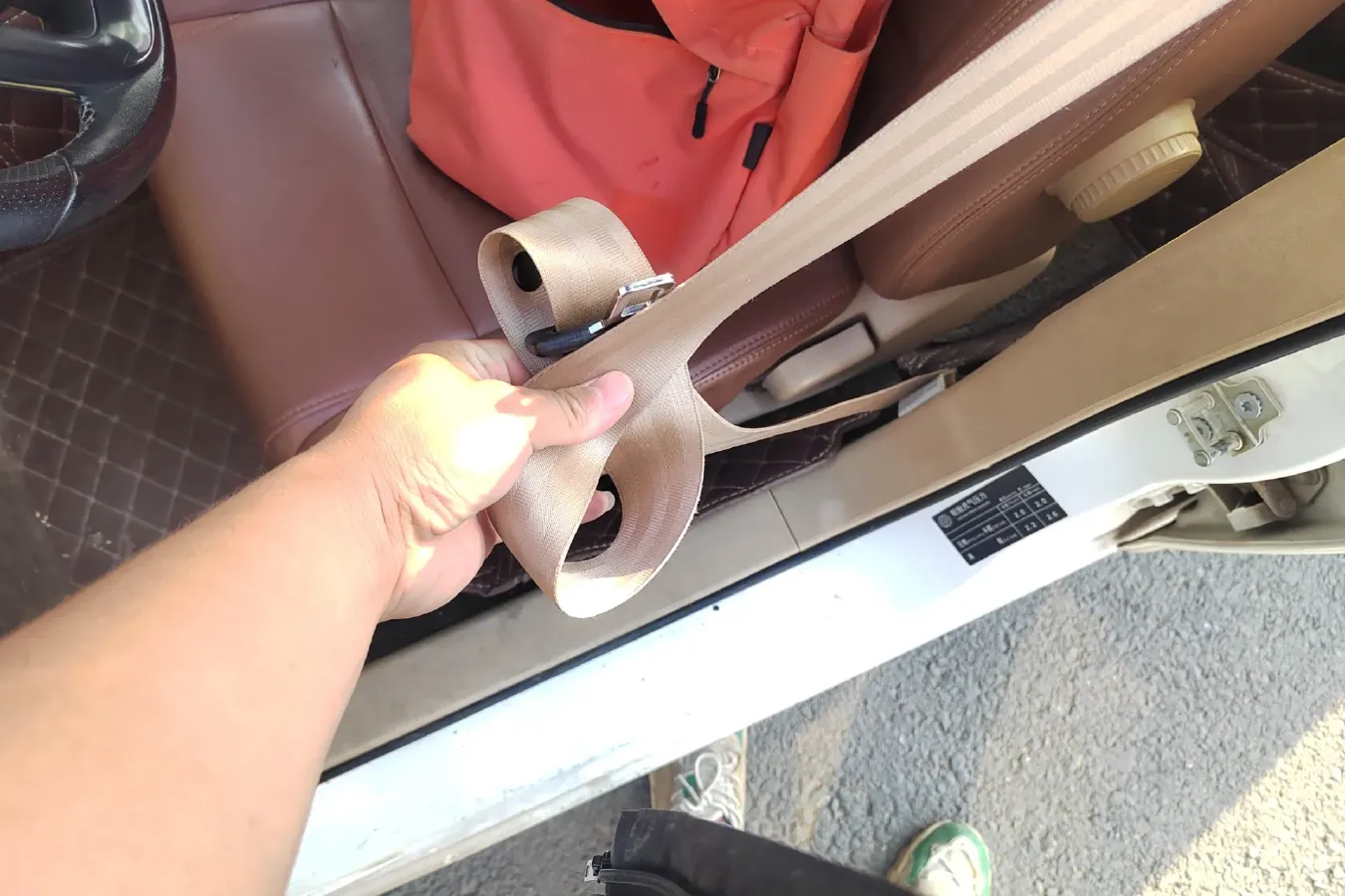 2013 Brilliance Auto H330 1.5L 105HP L4 4AT,autocango,china used car exporter,china ev exporter,chinese used car exporter,chinese used ev exporter