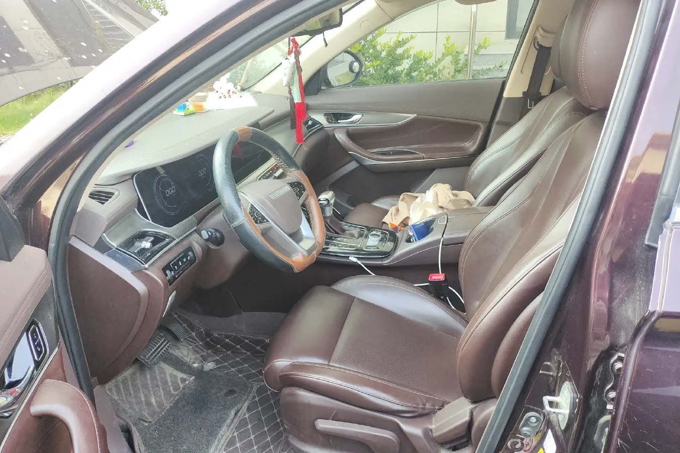 2018 Leopaard Mattu 1.6T 200HP L4 6DCT,autocango,china used car exporter,china ev exporter,chinese used car exporter,chinese used ev exporter