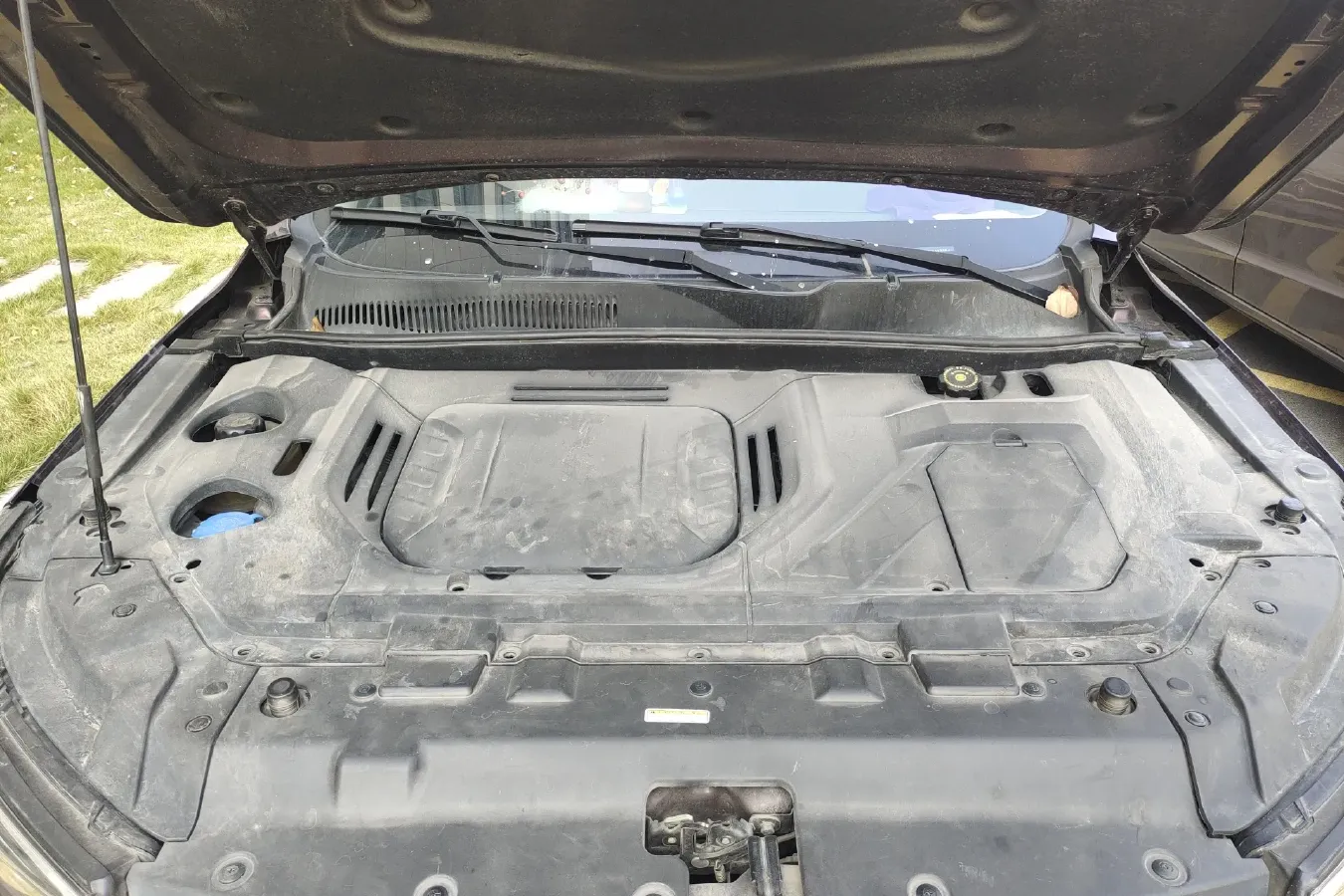 2018 Leopaard Mattu 1.6T 200HP L4 6DCT,autocango,china used car exporter,china ev exporter,chinese used car exporter,chinese used ev exporter