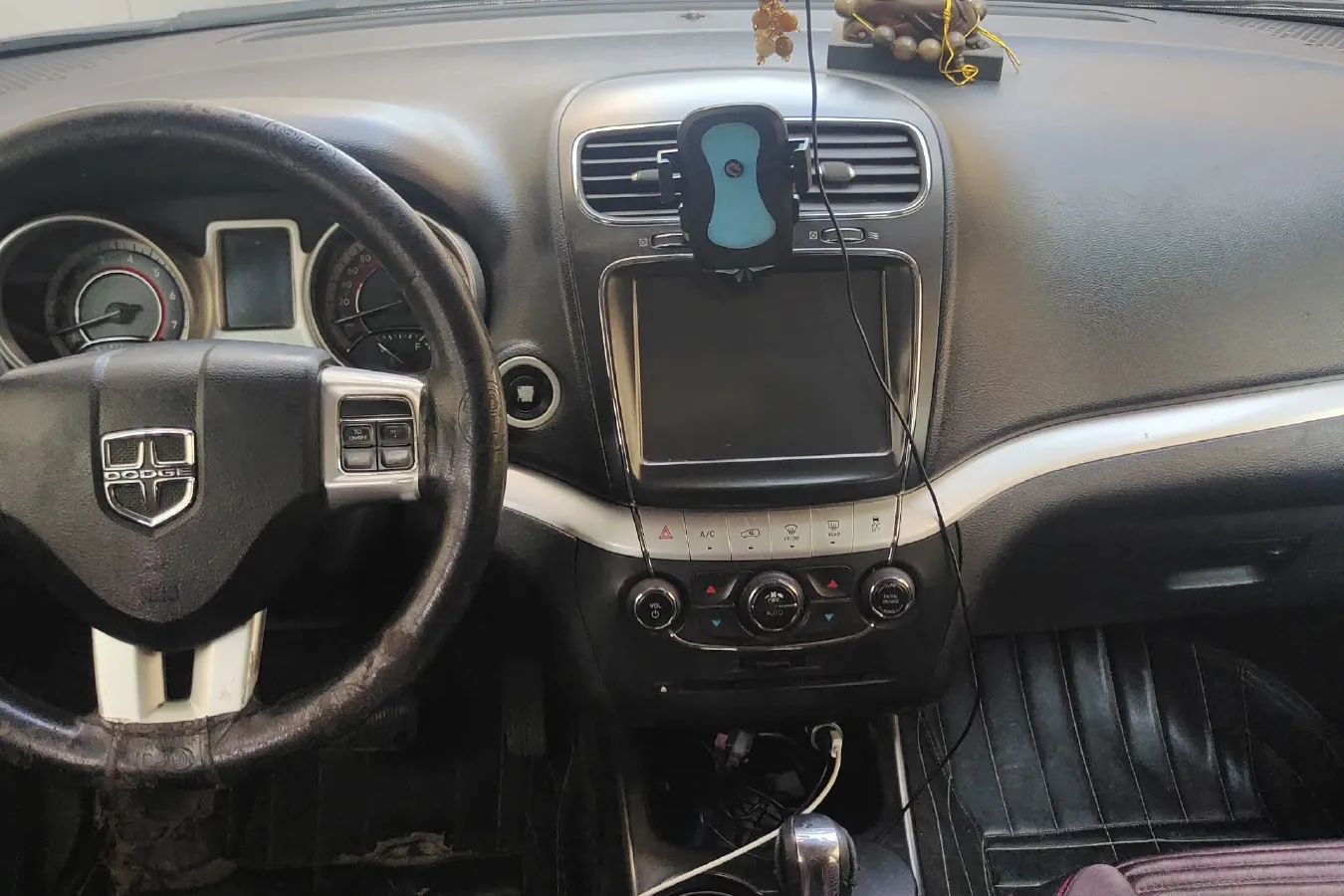 2013 Dodge JCUV 2.4L 170HP L4 6AT,autocango,china used car exporter,china ev exporter,chinese used car exporter,chinese used ev exporter