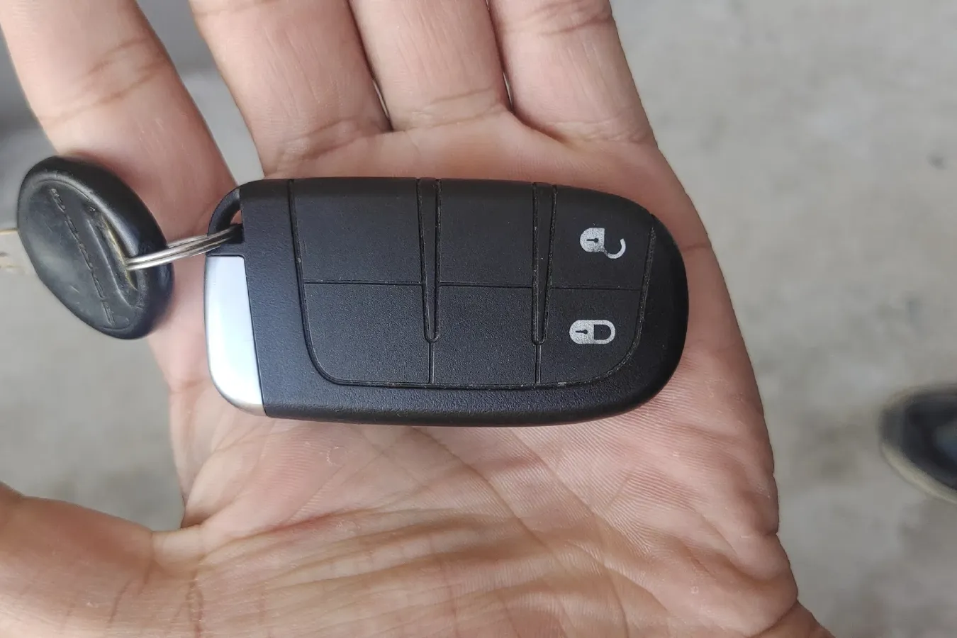 2013 Dodge JCUV 2.4L 170HP L4 6AT,autocango,china used car exporter,china ev exporter,chinese used car exporter,chinese used ev exporter