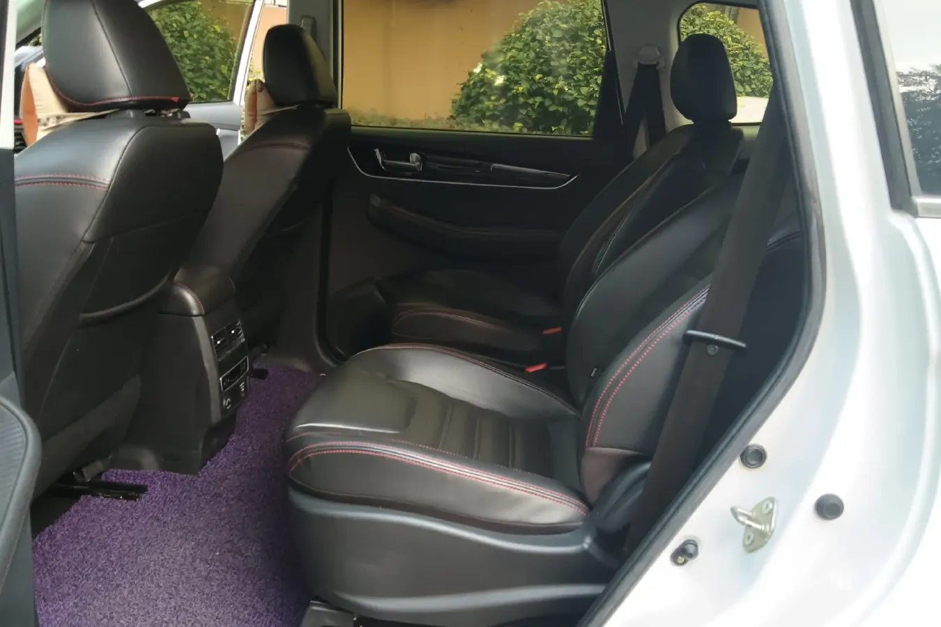 2018 DongFeng Forthing SX6 1.6L 122HP L4 5MT,autocango,china used car exporter,china ev exporter,chinese used car exporter,chinese used ev exporter