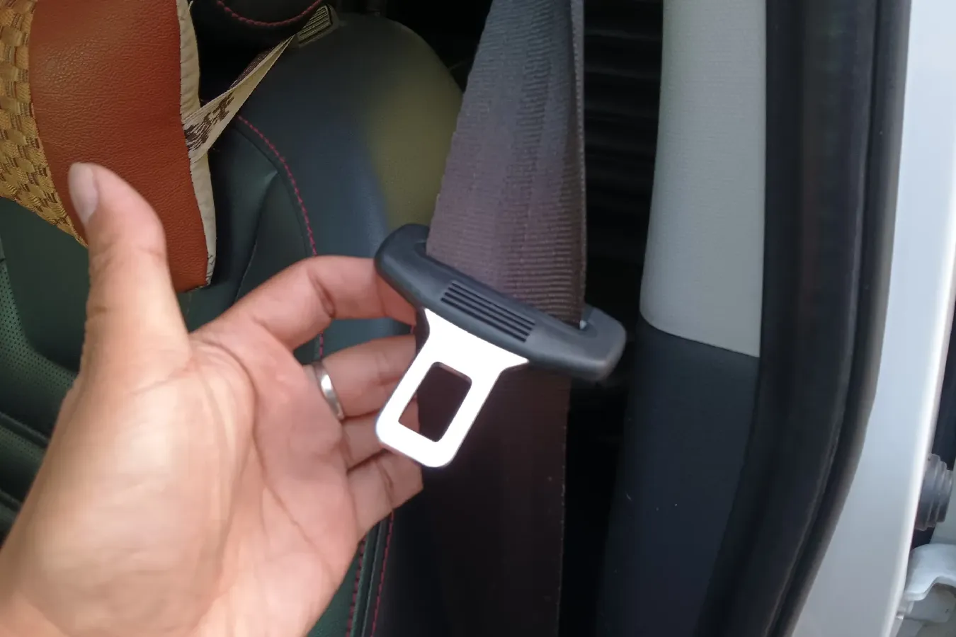 2018 DongFeng Forthing SX6 1.6L 122HP L4 5MT,autocango,china used car exporter,china ev exporter,chinese used car exporter,chinese used ev exporter