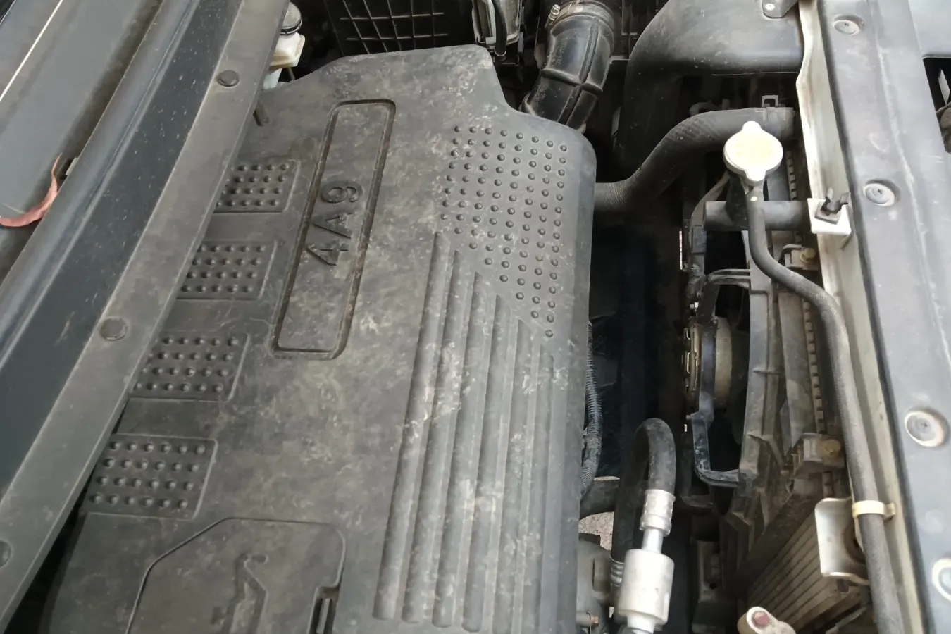 2018 DongFeng Forthing SX6 1.6L 122HP L4 5MT,autocango,china used car exporter,china ev exporter,chinese used car exporter,chinese used ev exporter