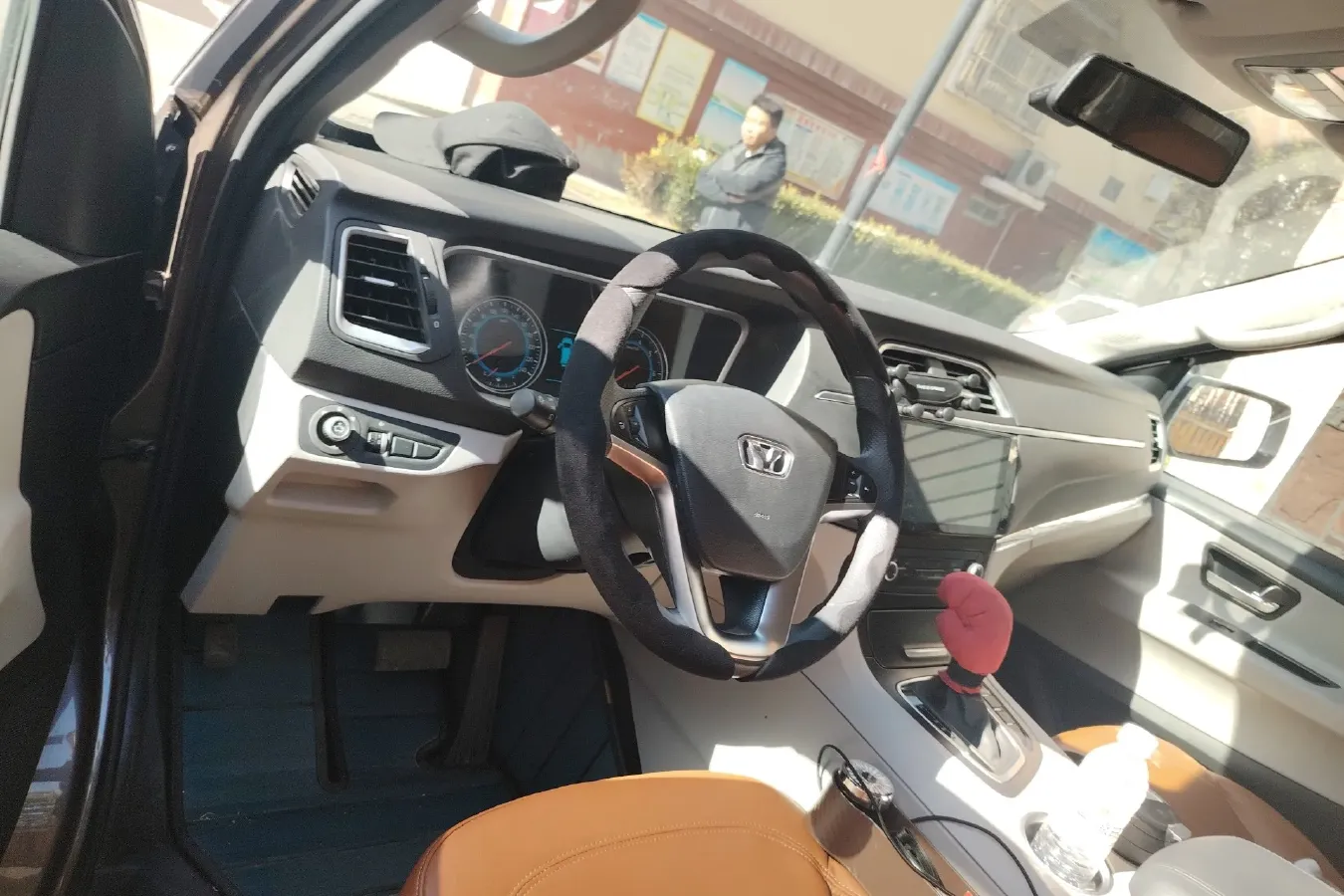 2017 HuaSong 7 2.0T 204HP L4 6AT,autocango,china used car exporter,china ev exporter,chinese used car exporter,chinese used ev exporter