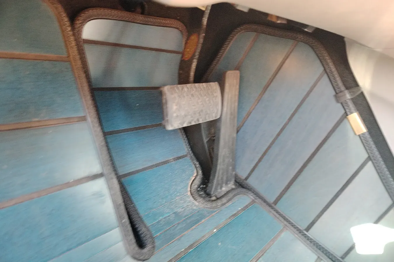 2017 HuaSong 7 2.0T 204HP L4 6AT,autocango,china used car exporter,china ev exporter,chinese used car exporter,chinese used ev exporter