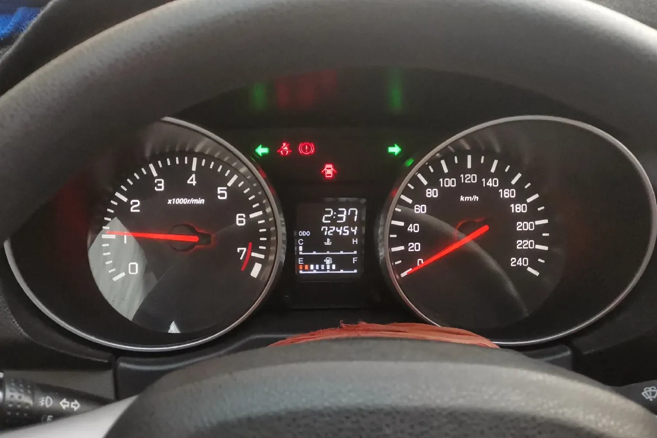 2014 FAW Senia S80 1.3L 88HP L4 5MT,autocango,china used car exporter,china ev exporter,chinese used car exporter,chinese used ev exporter