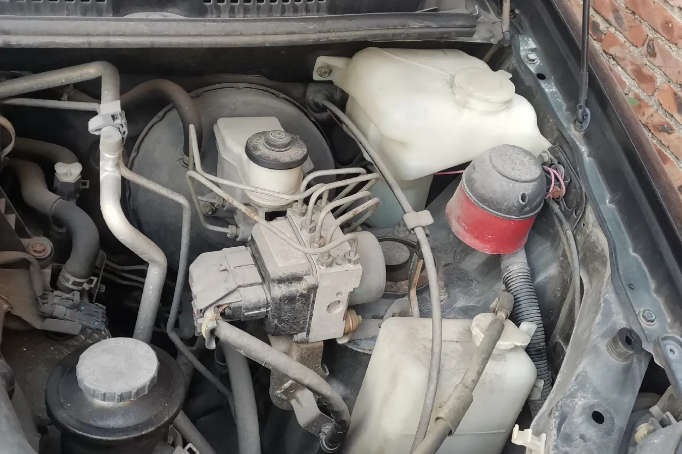 2014 FAW Senia S80 1.3L 88HP L4 5MT,autocango,china used car exporter,china ev exporter,chinese used car exporter,chinese used ev exporter