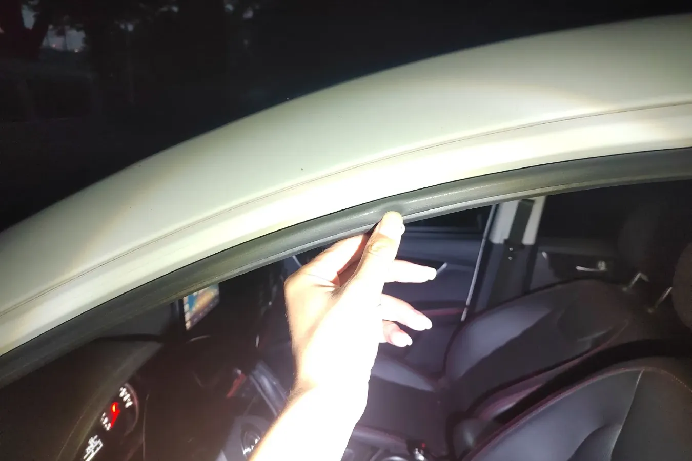 2019 DongFeng Forthing SX6 1.5T 150HP L4 6MT,autocango,china used car exporter,china ev exporter,chinese used car exporter,chinese used ev exporter