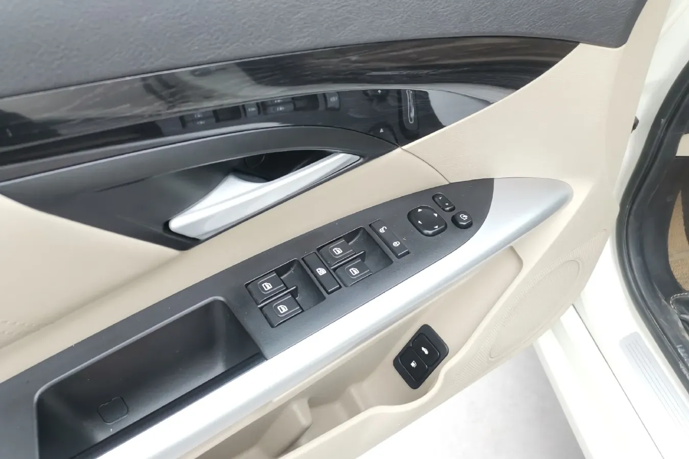 2013 BeiJing Auto Senova D70 2.0T 204HP L4 5AT,autocango,china used car exporter,china ev exporter,chinese used car exporter,chinese used ev exporter