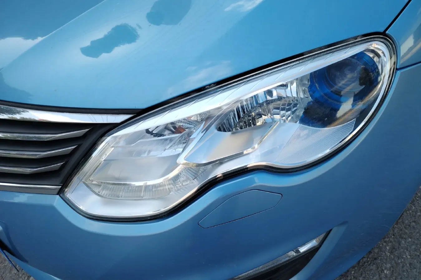 2016 Roewe e550 1.5L 109HP L4 2AT PHEV 12KWH,autocango,china used car exporter,china ev exporter,chinese used car exporter,chinese used ev exporter