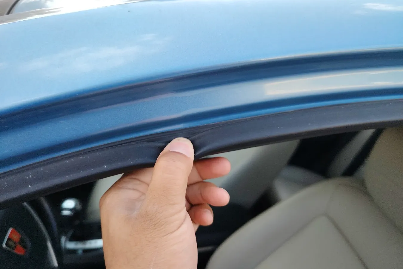 2016 Roewe e550 1.5L 109HP L4 2AT PHEV 12KWH,autocango,china used car exporter,china ev exporter,chinese used car exporter,chinese used ev exporter