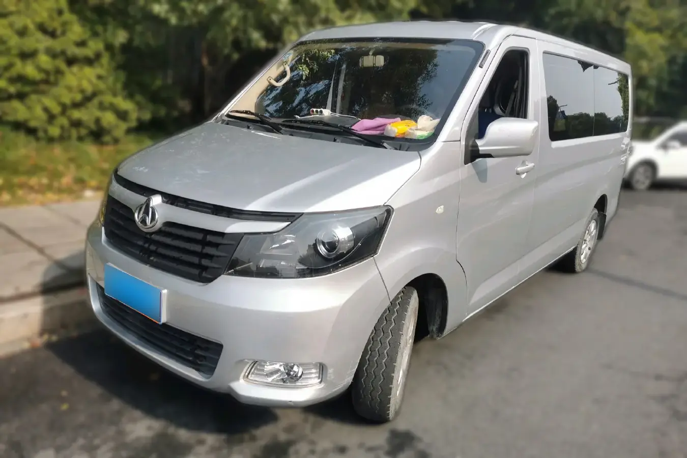 2021 ChangAn Kaicene RuiXing M90 2.0L 140HP L4 5MT