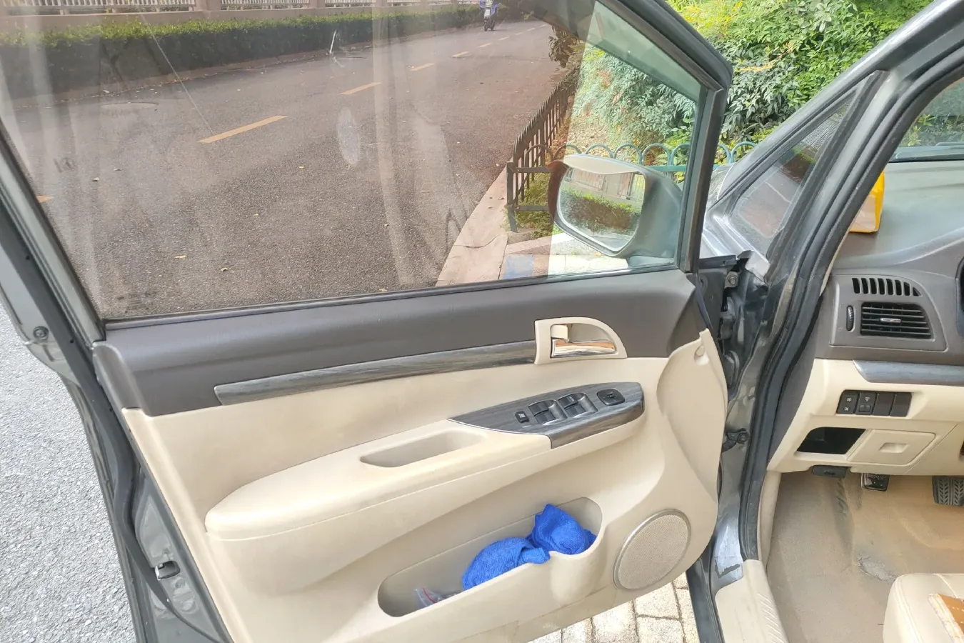 2013 HaiMa Preema 1.6L 120HP L4 5MT,autocango,china used car exporter,china ev exporter,chinese used car exporter,chinese used ev exporter