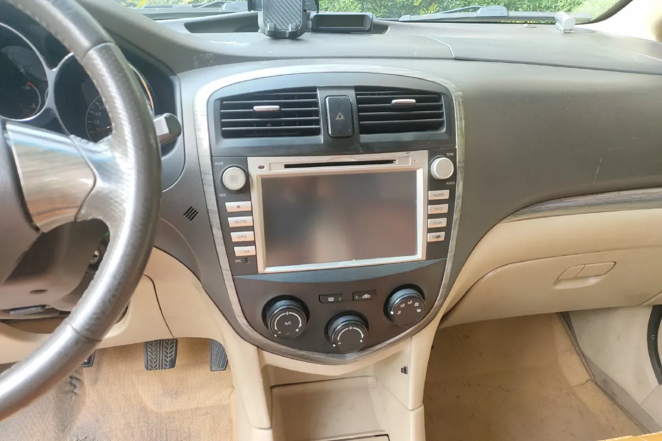 2013 HaiMa Preema 1.6L 120HP L4 5MT,autocango,china used car exporter,china ev exporter,chinese used car exporter,chinese used ev exporter