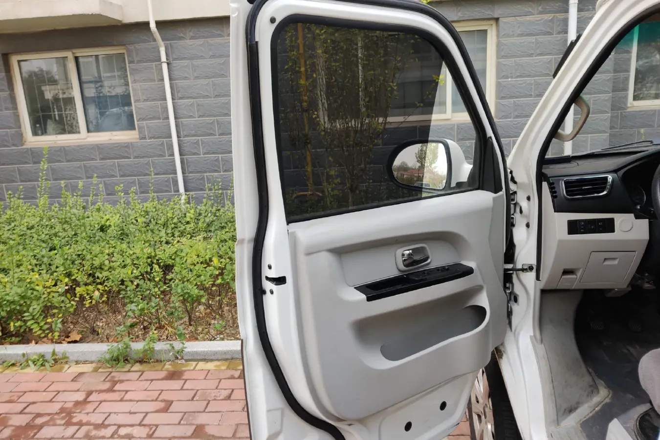 2021 JinBei New Sea Lion S 1.5L 102HP L4 5MT,autocango,china used car exporter,china ev exporter,chinese used car exporter,chinese used ev exporter