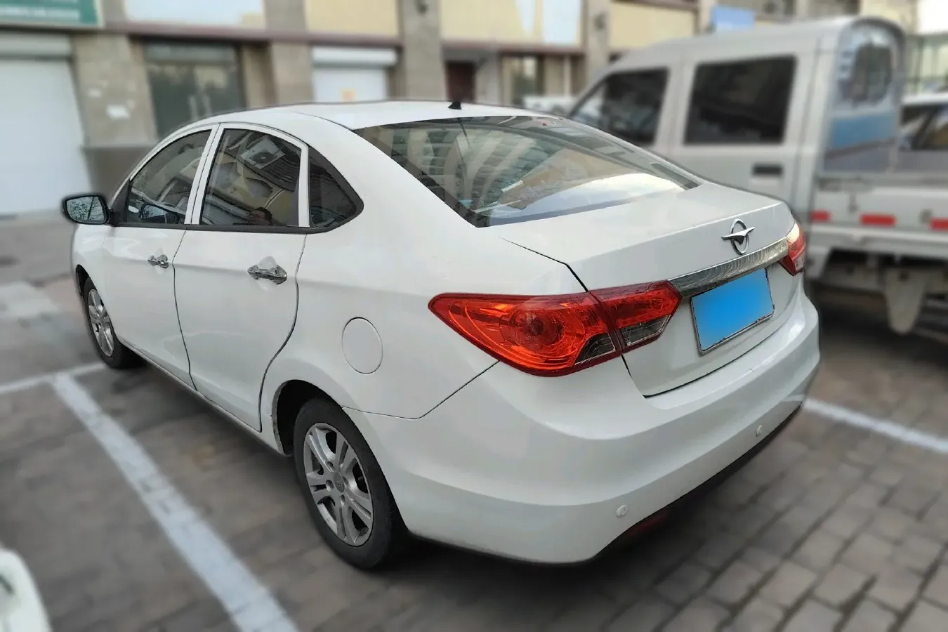 2015 HaiMa M3 1.5L 112HP L4 5MT,autocango,china used car exporter,china ev exporter,chinese used car exporter,chinese used ev exporter