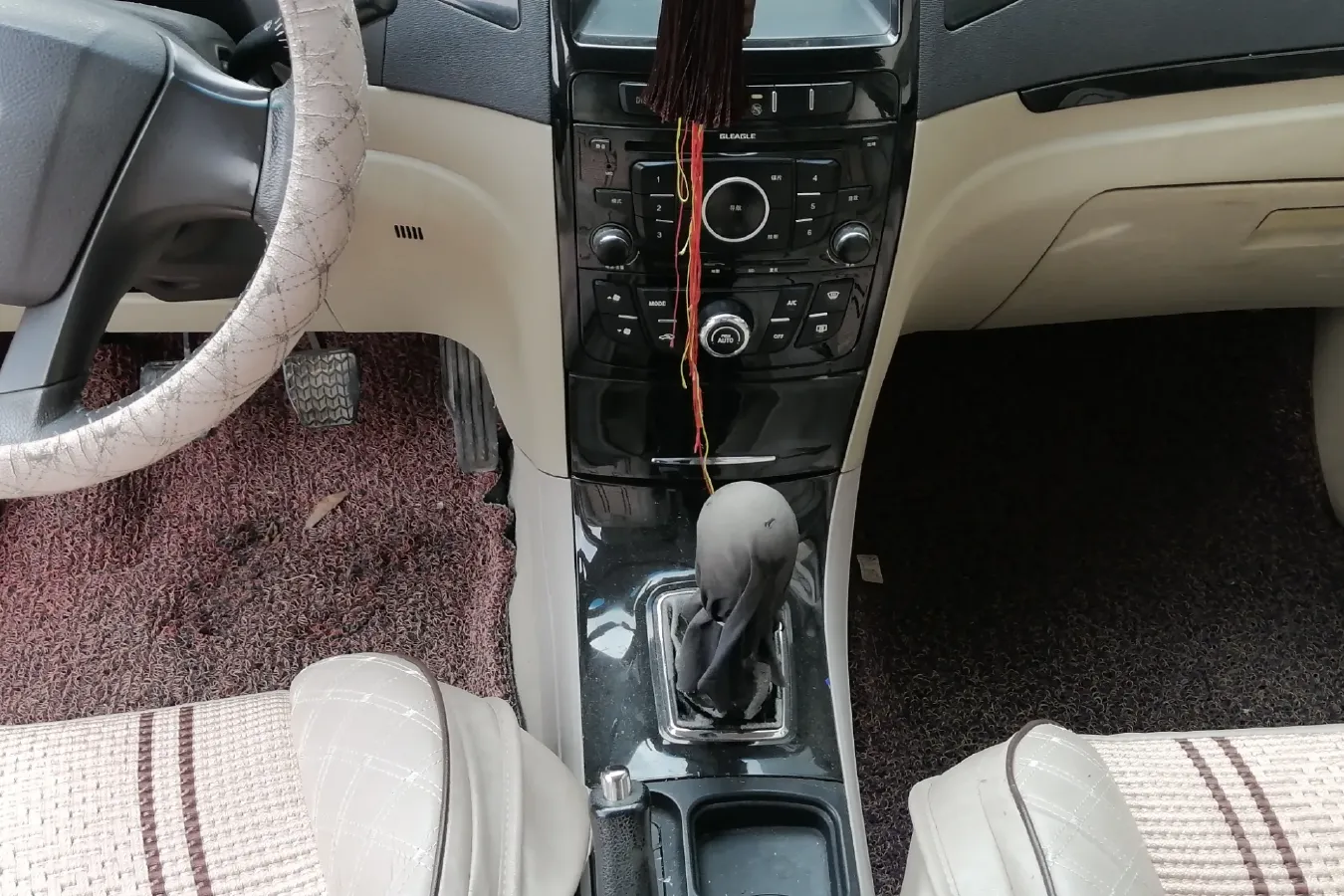 2013 Geely GC7 1.5L 109HP L4 5MT,autocango,china used car exporter,china ev exporter,chinese used car exporter,chinese used ev exporter