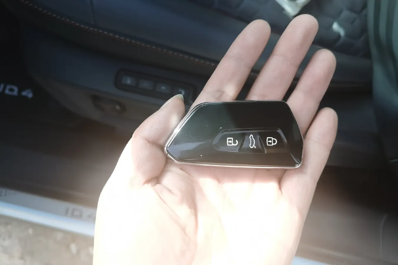 2021 Volkswagen ID.4 X BEV 83.4KWH,autocango,china used car exporter,china ev exporter,chinese used car exporter,chinese used ev exporter