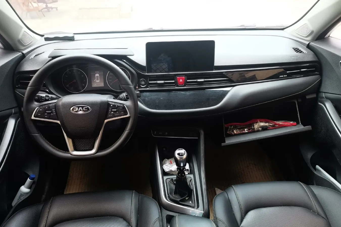 2019 JAC Refine S4 1.6L 120HP L4 6MT,autocango,china used car exporter,china ev exporter,chinese used car exporter,chinese used ev exporter