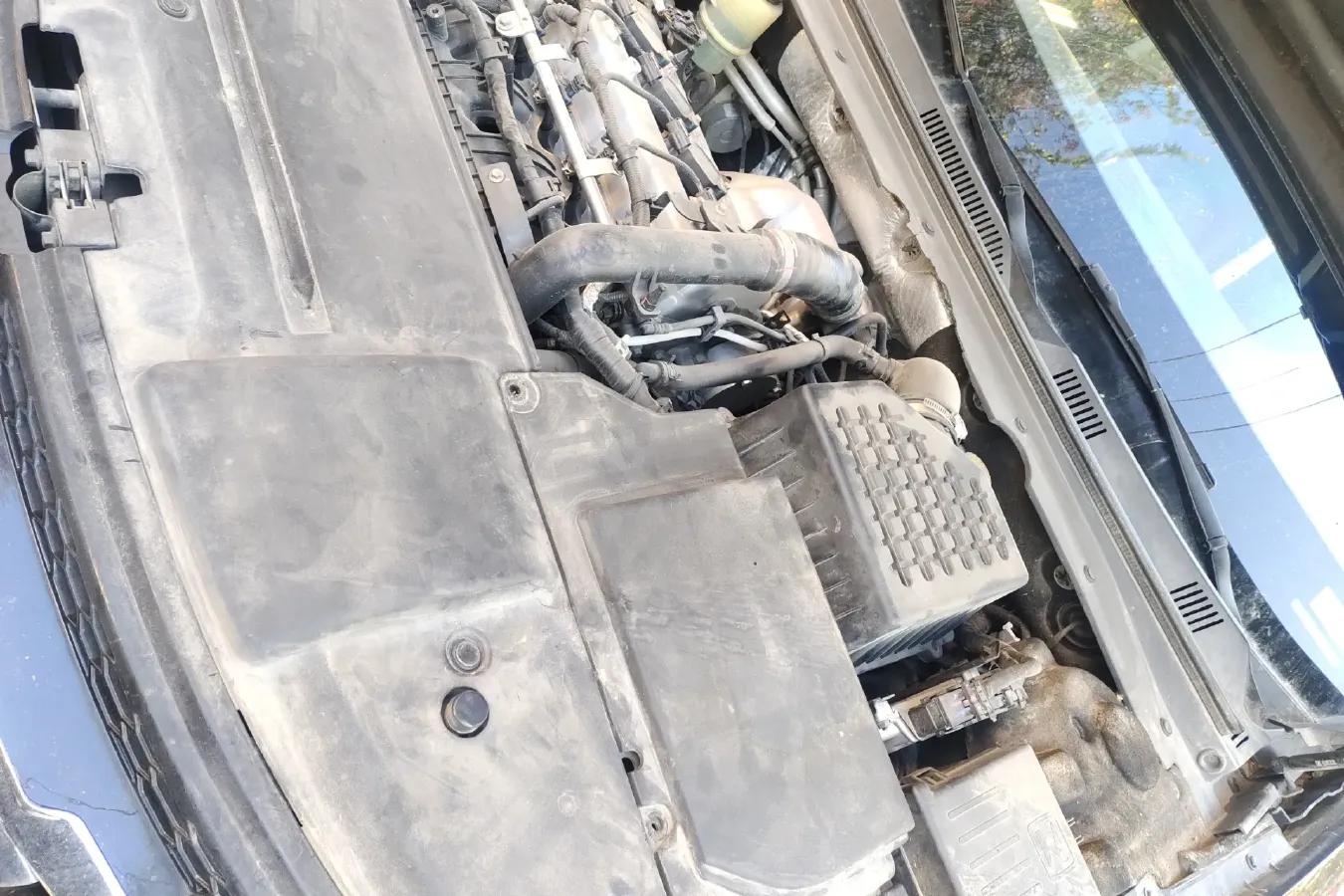 2016 Zotye Z700 1.8T 177HP L4 6DCT,autocango,china used car exporter,china ev exporter,chinese used car exporter,chinese used ev exporter