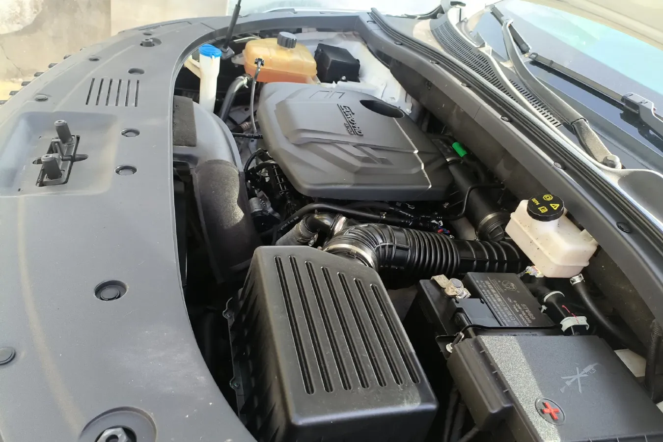 2020 DongFeng Fengon Fengon ix7 2.0T 231HP L4 6AT,autocango,china used car exporter,china ev exporter,chinese used car exporter,chinese used ev exporter